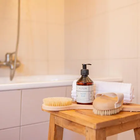 Holiday home Reetdachhaus Stavanger *